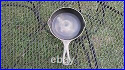 Vintage Unmarked Wagner No. 2 Cast Iron Skillet Middletown Ohio