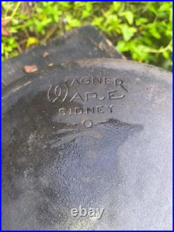 Vintage Wagner Drip Drop Baster Black Cast Iron. Roaster Pot 1268, Lid 1268 B