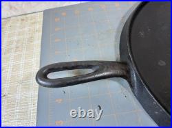 Vintage Wagner Ware #10 Cast Iron Griddle 12 Sidney O. Good Cooking Surface