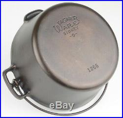 Vintage Wagner Ware No 6 (1266) Cast Iron Dutch Oven Hard to Find Size Restored