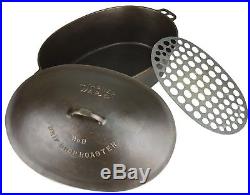 Vintage Wagner Ware No 9 (1289) Cast Iron Oval Roaster and (269) Aluminum Trivet