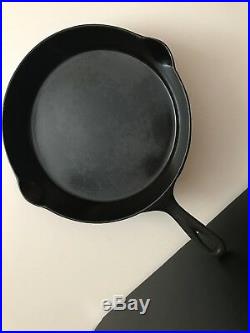 Vintage Wapak No. 10 Cast Iron Skillet With Heat Ring