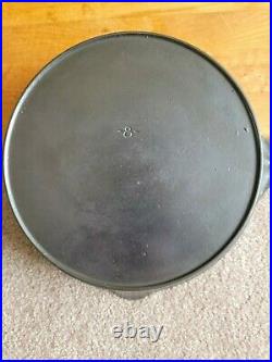 Vollrath #8 Side Score Cast Iron Skillet withHeat Ring Fully Restored