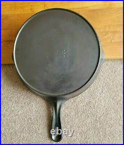 Vollrath #8 Side Score Cast Iron Skillet withHeat Ring Fully Restored