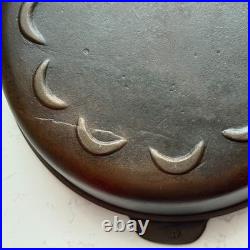 Vtg 1930s Lodge Scalloped Crescent Moon Cast Iron Skillet Chicken Fryer, Flat