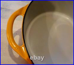 Vtg COUSANCES DOUFEU # 26 5-1/2 quart Enamel Cast Iron Dutch Oven Yellow FRANCE