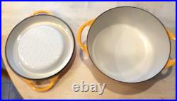 Vtg COUSANCES DOUFEU # 26 5-1/2 quart Enamel Cast Iron Dutch Oven Yellow FRANCE