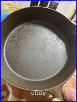 Vtg Chicago Favorite Cook Ware #8 Cast Iron Skillet With Heat Ring