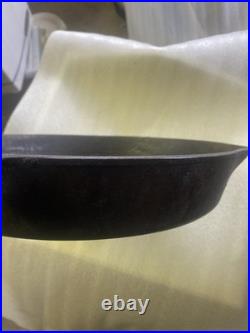 Vtg Unmarked Wagner Ware #12 14 Cast Iron Skillet Double Spout Vintage