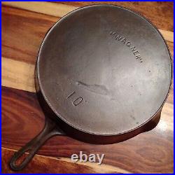 WAGNER Arched Block Logo #10 Cast Iron Skillet, Circa 1891-1914, Ghost Mark