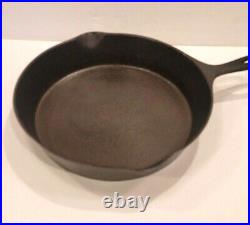 WAGNER Sidney 0 No. 9 Cast Iron Skillet with Heat Ring