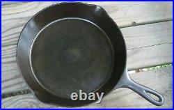 WAGNER Sidney No. 9 Cast Iron Skillet with Heat Ring