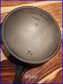 WAGNER Sidney, O. Cast Iron Skillet #7, MM A, HR, circa 1898-1915