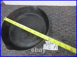 Wagner #9 cast iron skillet pan antique vintage 9B with arch arc logo & heat ring