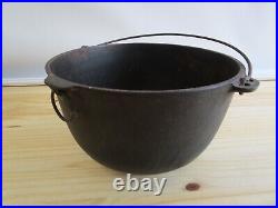 Wagner Cast Iron #3 Yankee Bowl 6 Tall with Pull Ring & Handle
