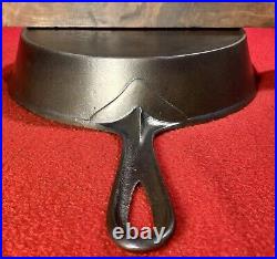 Wagner Cast Iron Size 8 Skillet Sits Flat