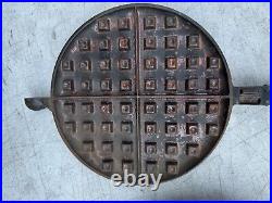 Wagner M. F. G. Co, Sidney O Cast Iron 3 PC Low Base #8 Waffle Maker 1910 VTG