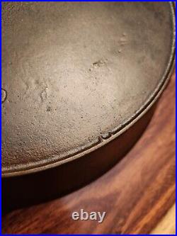 Wagner Sidney 0. Cast Iron Skillet #9, MM D, Heat Ring, Circa 1891-1914