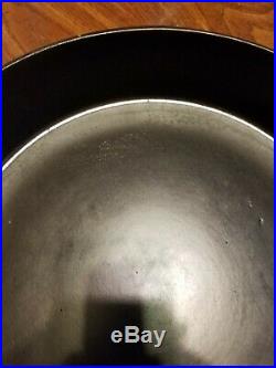 Wagner Sidney -O- Cast Iron Skillet #12 with Heat Ring Cleaned / Seasoned