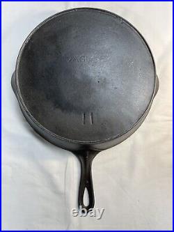 Wagner Straight Logo #11 Cast Iron Skillet with Heat Ring Sidney Ghost Mark