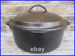 Wagner (Unmarked) Cast Iron Dutch Oven #8 with Hammered Lid Restored & Seasoned