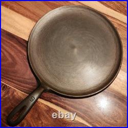 Wagner (Unmarked) Hand Griddle #9, MIUSA, Screw Mark, MM B, Restored