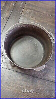 Wagner Ware #8 Cast Iron Drip Drop Baster Round Roaster Oven-patent Applied For