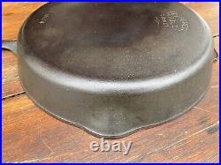 Wagner Ware Cast Iron #12 Stylized Logo Skillet