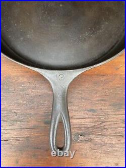 Wagner Ware Cast Iron #12 Stylized Logo Skillet