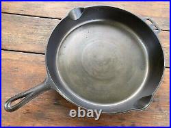 Wagner Ware Cast Iron #13 Pie Logo Skillet