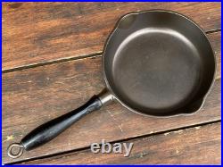 Wagner Ware Cast Iron #4 SMOOTH Bottom Skillet with Wooden Handle