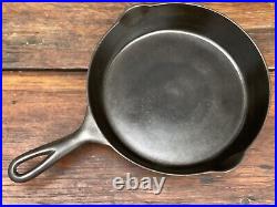 Wagner Ware Cast Iron #7 Arc Logo Skillet