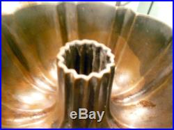 Wagner Ware Cast Iron Bundt Cake Pan