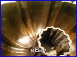 Wagner Ware Cast Iron Bundt Cake Pan