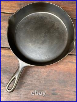 Wagner Ware Cast Iron First Series Matching Skillet Set (7-12)