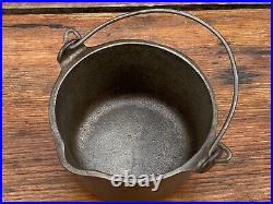 Wagner Ware Cast Iron Hot Pot with Lid
