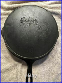 Wagner Ware Cast Iron Skillet Sidney Script #10 (htf)