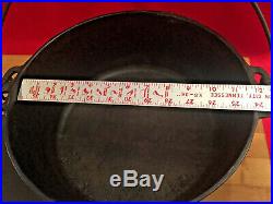 Wagner Ware Griswold 310 #10 Cast Iron Tite-Top 12 Inch Camp Dutch Oven
