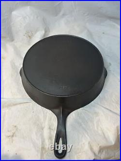 Wagner Ware Sidney -0- #10 Cast Iron Skillet withHeat Ring #1060 C