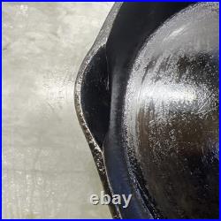 Wagner Ware Sidney -0- Stylized Logo 1059C #9 Cast Iron Frypan
