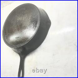 Wagner Ware Sidney -0- Stylized Logo 1059C #9 Cast Iron Frypan