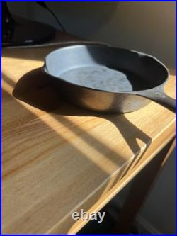 Wagner Ware Sidney #3 Cast Iron Skillet Pan Pie Logo 1053