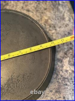 Wagner Ware Sydney 0 #9 With Burn Ring