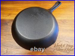 Wagner Ware Vintage Restored Cast Iron 9 inch Chef Skillet Made in USA (X)
