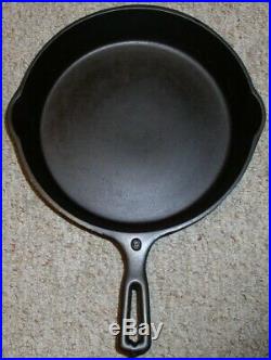 Wapak #9 Cast Iron Indian Head Skillet Circa 1903-1926