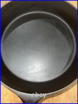 Wapak Arc Logo Cast Iron Skillet No. 8 Heat Ring Wapak Arc Logo Cast Iron Skillet No. 8 Heat Ring