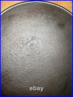 Wapak Arc Logo Cast Iron Skillet No. 8 Heat Ring