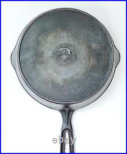 Wapak High Grade Hollow Ware #8 / 10 Indian Head Cast Iron Skillet SITS FLAT