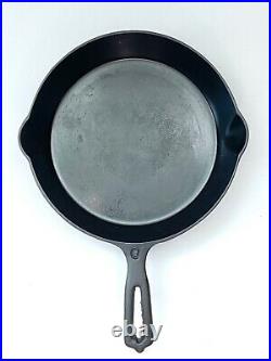 Wapak High Grade Hollow Ware #8 / 10 Indian Head Cast Iron Skillet SITS FLAT