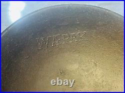 Wapak No. 8 Cast Iron Bean Pot or Stew Pot